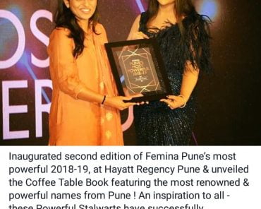 Dr Aditi Karad accepting her award from Amruta Devendra Fadnavis at 2nd Edition of Femina Pune's Most Powerful 2018-19 at Hyatt Regency Pune